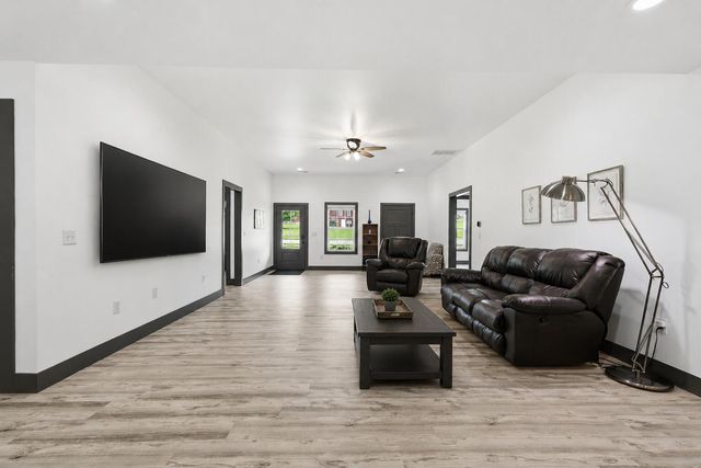 256 Waco Heights, Waco, KY 40385
