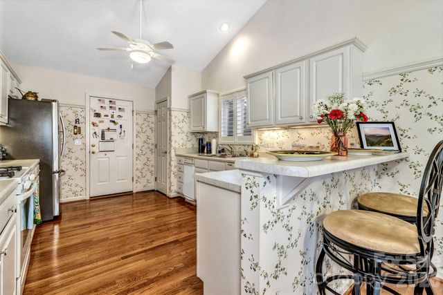 333 Charlestown Drive, Hendersonville, NC 28792