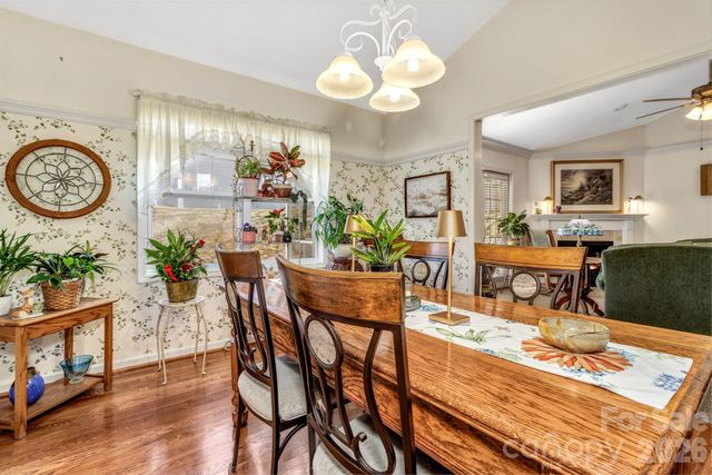 333 Charlestown Drive, Hendersonville, NC 28792