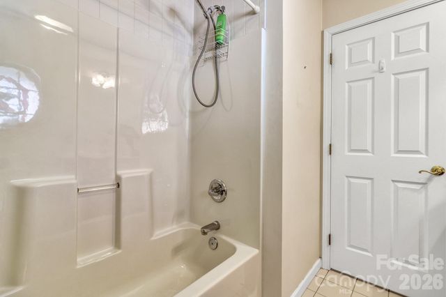 333 Charlestown Drive, Hendersonville, NC 28792