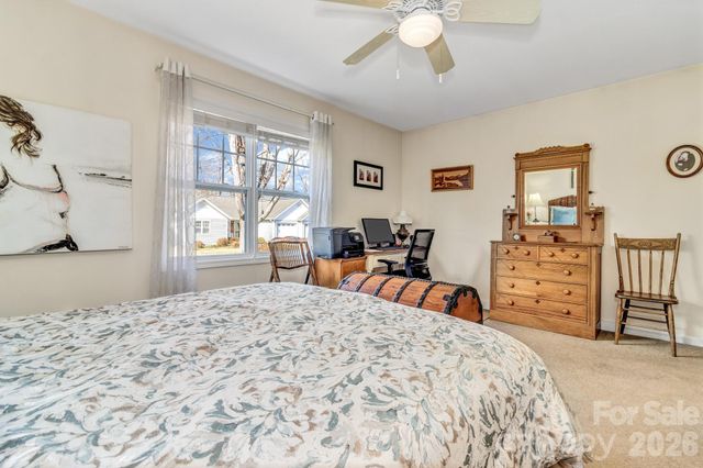 333 Charlestown Drive, Hendersonville, NC 28792