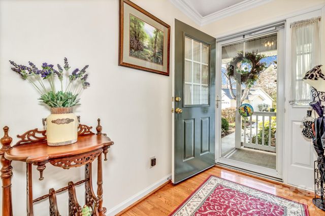 333 Charlestown Drive, Hendersonville, NC 28792