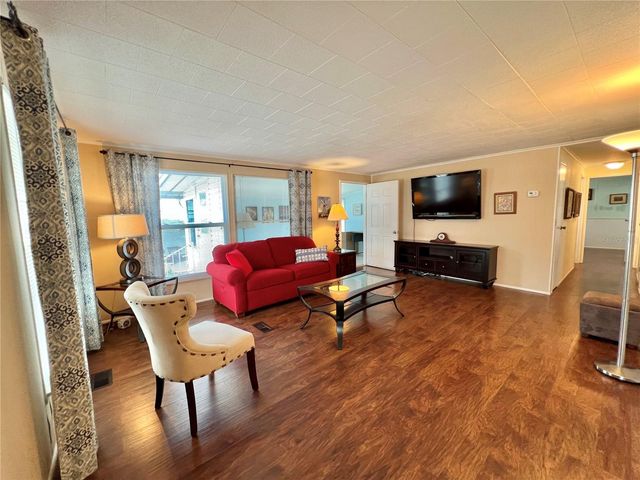 139 ASPEN CIRCLE, Leesburg, FL 34748