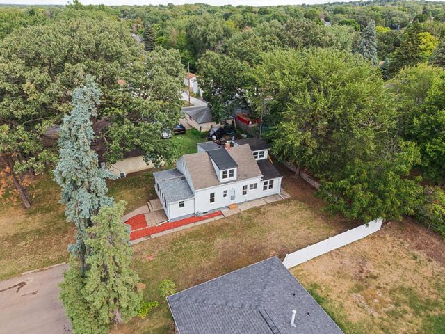 4655 5th Street NE, Columbia Heights, MN 55421