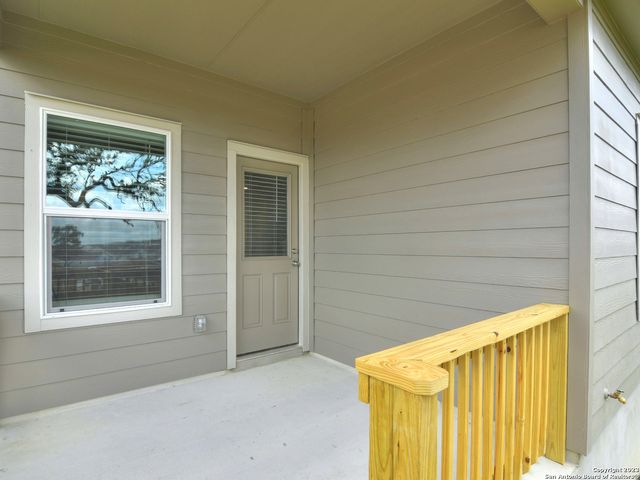5311 SAUNTER LN, Bulverde, TX 78163