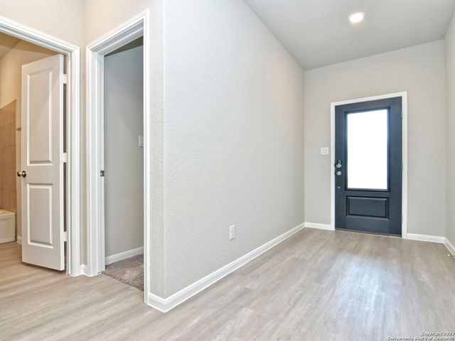 5311 SAUNTER LN, Bulverde, TX 78163