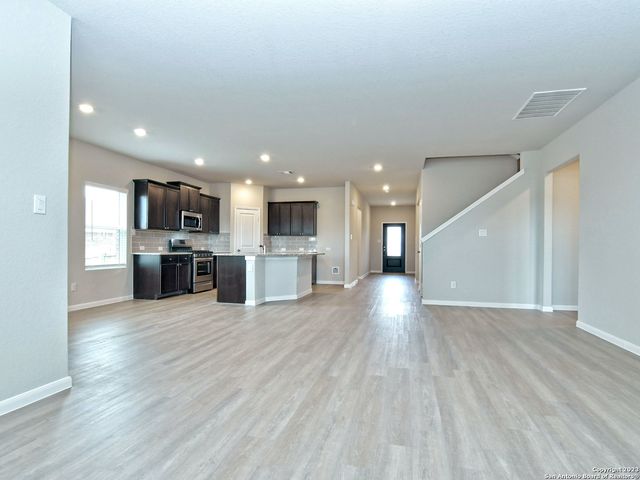 5311 SAUNTER LN, Bulverde, TX 78163