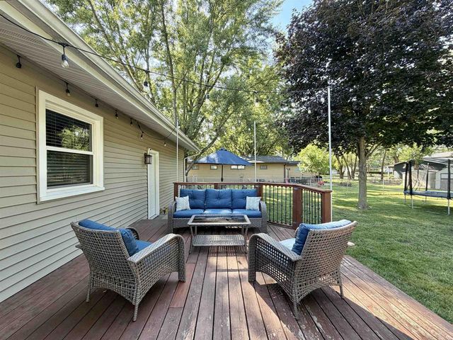 2015 Murphy Woods Road, Beloit, WI 53511