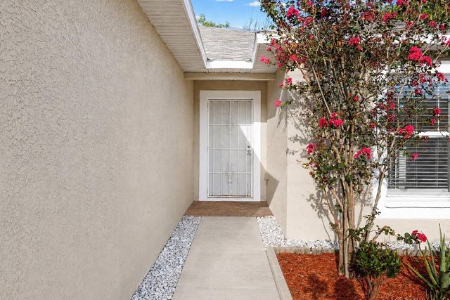 10001 FLORENCE AVENUE N, Tampa, FL 33612