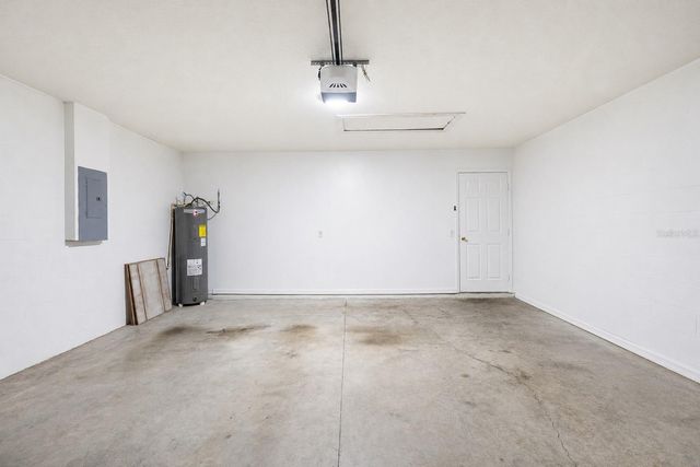 10001 FLORENCE AVENUE N, Tampa, FL 33612