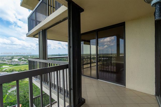 2480 Presidential Way 1801, West Palm Beach, FL 33401
