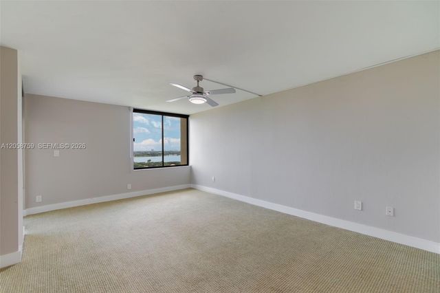 2480 Presidential Way 1801, West Palm Beach, FL 33401