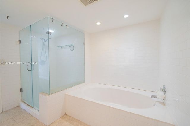 2480 Presidential Way 1801, West Palm Beach, FL 33401