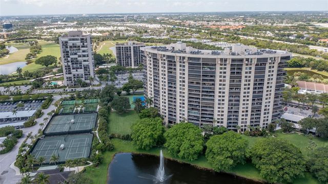 2480 Presidential Way 1801, West Palm Beach, FL 33401