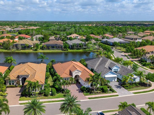 16729 COLLINGTREE CROSSING, Bradenton, FL 34202