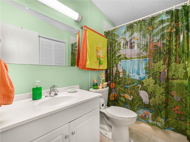 124 KENSINGTON PARK DRIVE, Davenport, FL 33897