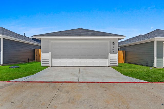 308 Santo Domingo RD, Bastrop, TX 78602