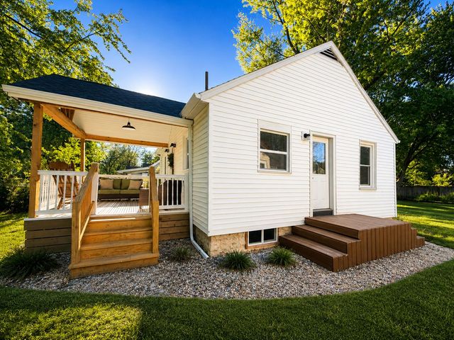 1277 Parkway Drive, Benton Charter Twp, MI 49022