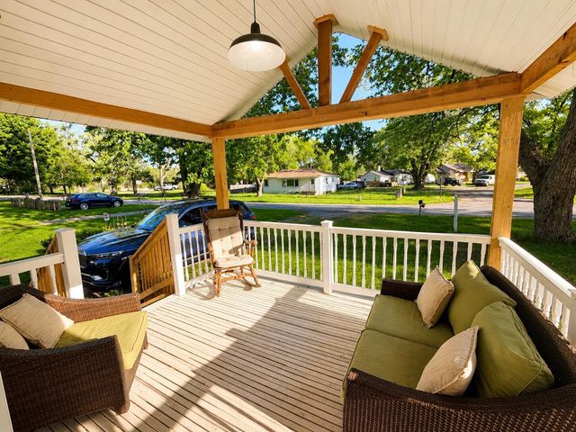 1277 Parkway Drive, Benton Charter Twp, MI 49022