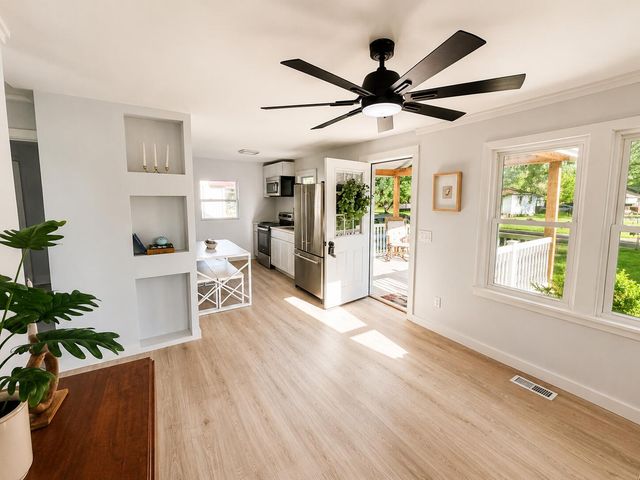 1277 Parkway Drive, Benton Charter Twp, MI 49022