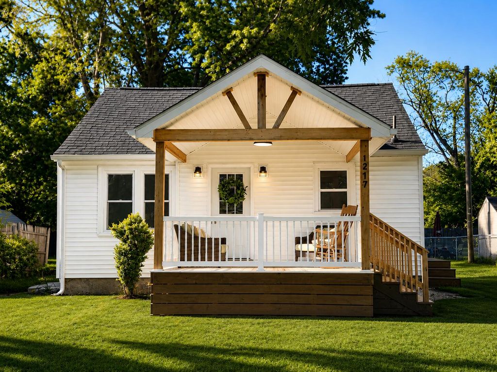1277 Parkway Drive, Benton Charter Twp, MI 49022