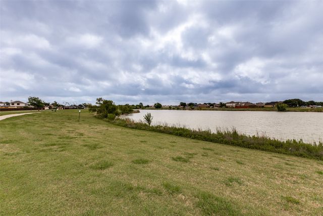 343 Blanco Drive, Forney, TX 75126