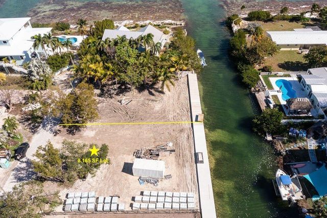 17220 Angelfish Lane, Sugarloaf Key, FL 33042