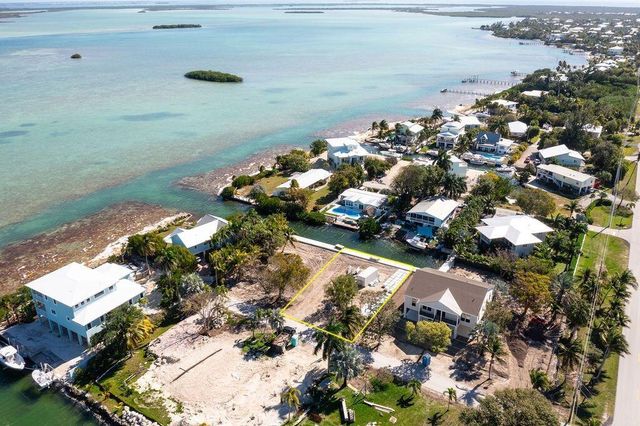 17220 Angelfish Lane, Sugarloaf Key, FL 33042