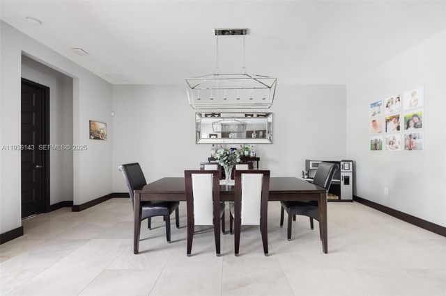 8811 NW 154th Ter, Miami Lakes, FL 33018