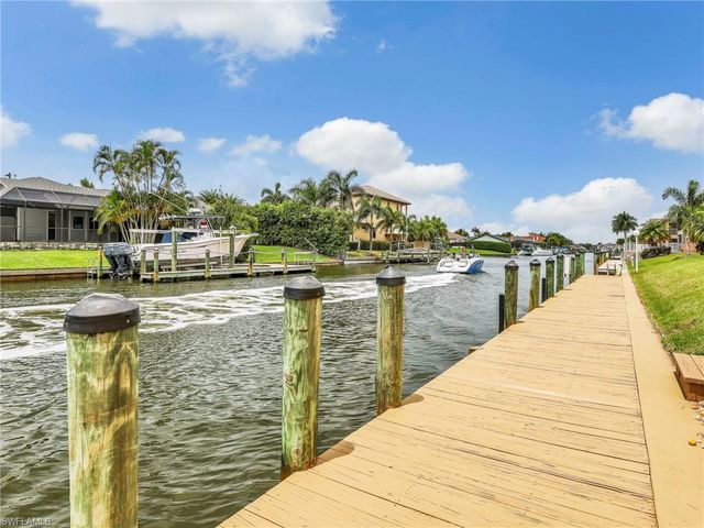 1112 48th TER C101, Cape Coral, FL 33914