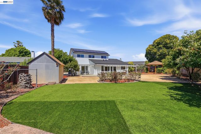 31396 Santa Elena Way, Union City, CA 94587