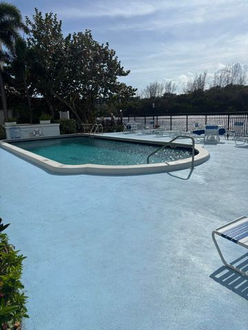 401 NE 19th Avenue 53, Deerfield Beach, FL 33441