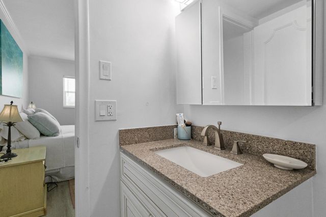 401 NE 19th Avenue 53, Deerfield Beach, FL 33441
