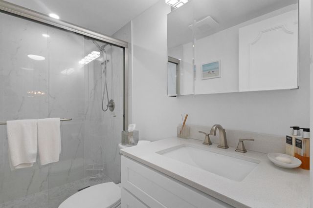 401 NE 19th Avenue 53, Deerfield Beach, FL 33441