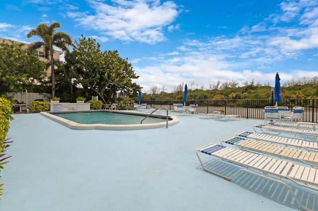 401 NE 19th Avenue 53, Deerfield Beach, FL 33441