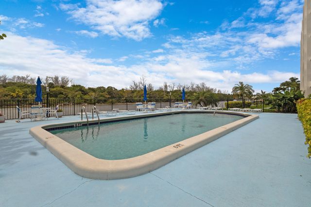 401 NE 19th Avenue 53, Deerfield Beach, FL 33441