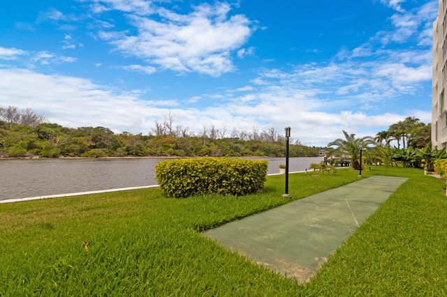 401 NE 19th Avenue 53, Deerfield Beach, FL 33441