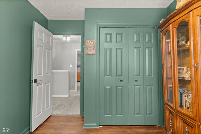 12124 Mockernut Court, Indianapolis, IN 46236
