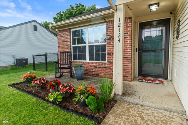 12124 Mockernut Court, Indianapolis, IN 46236