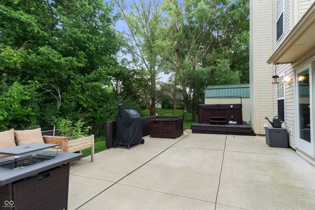12124 Mockernut Court, Indianapolis, IN 46236