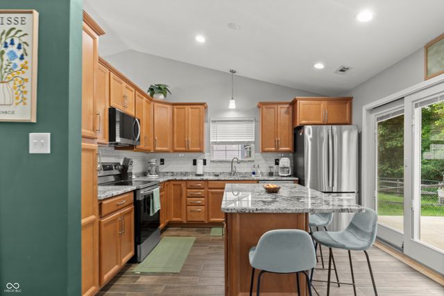 12124 Mockernut Court, Indianapolis, IN 46236
