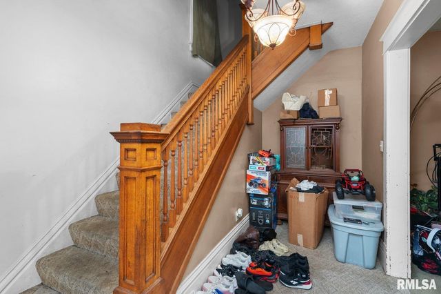 1104 29th Ave Avenue, Rock Island, IL 61201