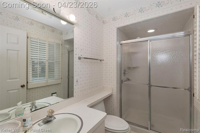 4330 S Mcnay Court, West Bloomfield, MI 48323