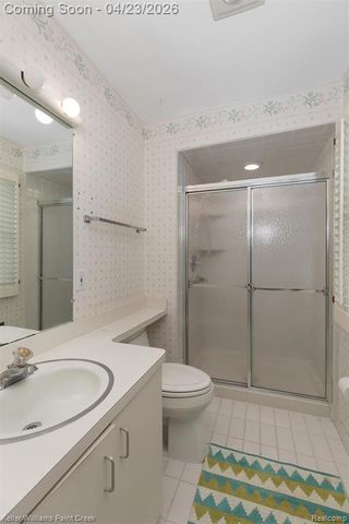 4330 S Mcnay Court, West Bloomfield, MI 48323