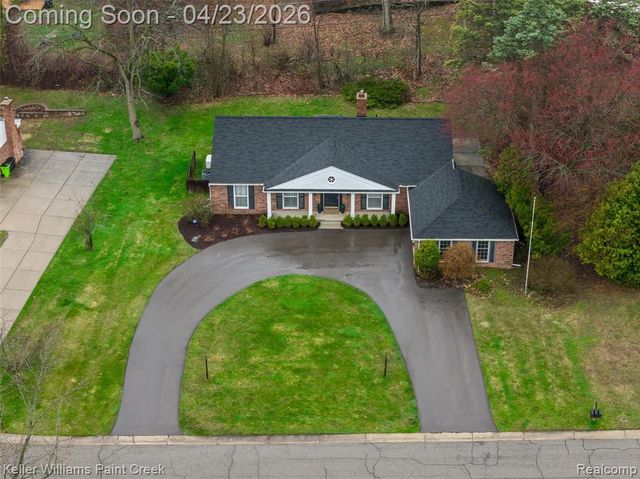 4330 S Mcnay Court, West Bloomfield, MI 48323