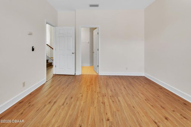 202 Woodhouse Lane, Deland, FL 32724