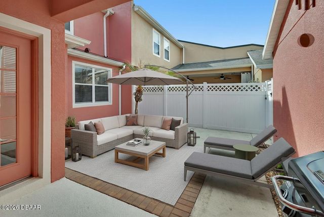 202 Woodhouse Lane, Deland, FL 32724