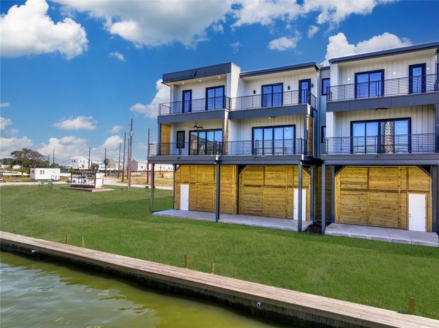 4408 Tucker Lane, Seabrook, TX 77586