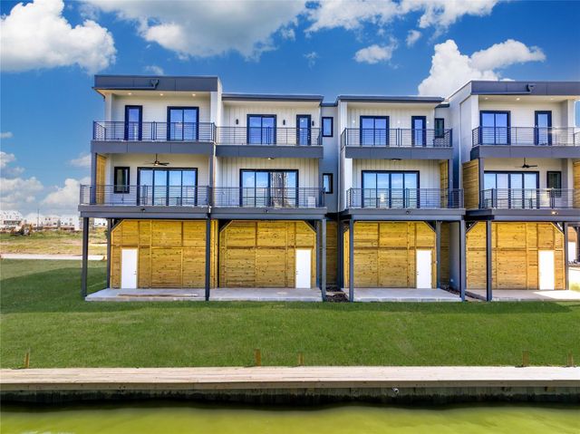 4408 Tucker Lane, Seabrook, TX 77586