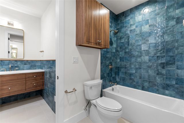 8611 San Fernando Way, Dallas, TX 75218